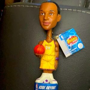 Kobe Bryant bobble pop